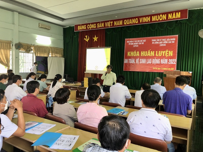 Trung tâm Kỹ thuật Tiêu chuẩn Đo lường Chất lượng Cần Thơ tổ chức khóa huấn luyện ATVSLĐ nhóm 1